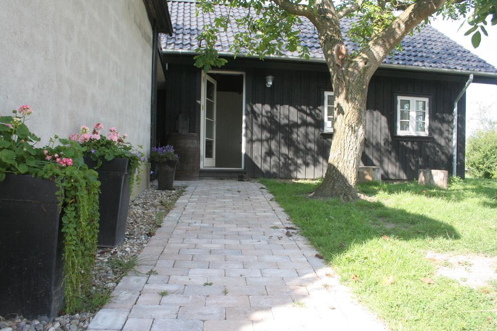Teglgaarden Bed & Breakfast Vindeby  Exteriör bild