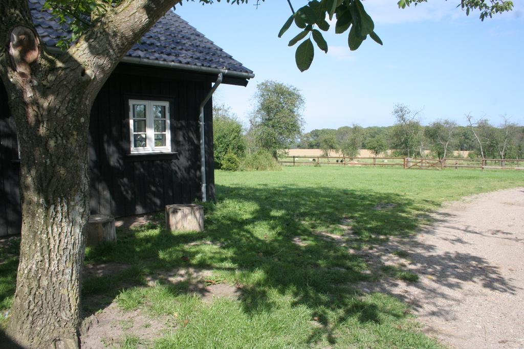 Teglgaarden Bed & Breakfast Vindeby  Exteriör bild